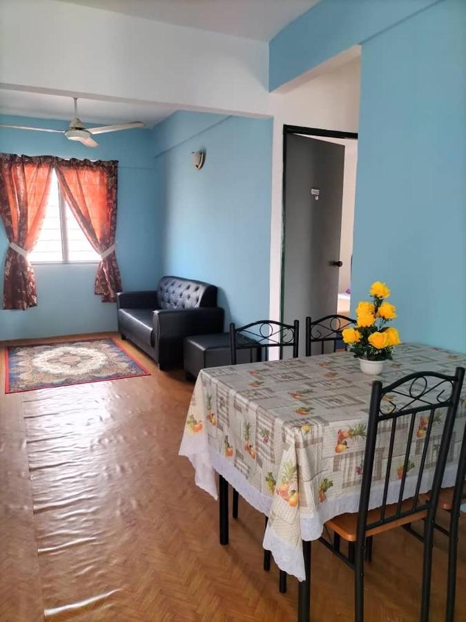 Khairul Homestay Pangsapuri Sutera Seberang Jaya Kampong Telok  Экстерьер фото
